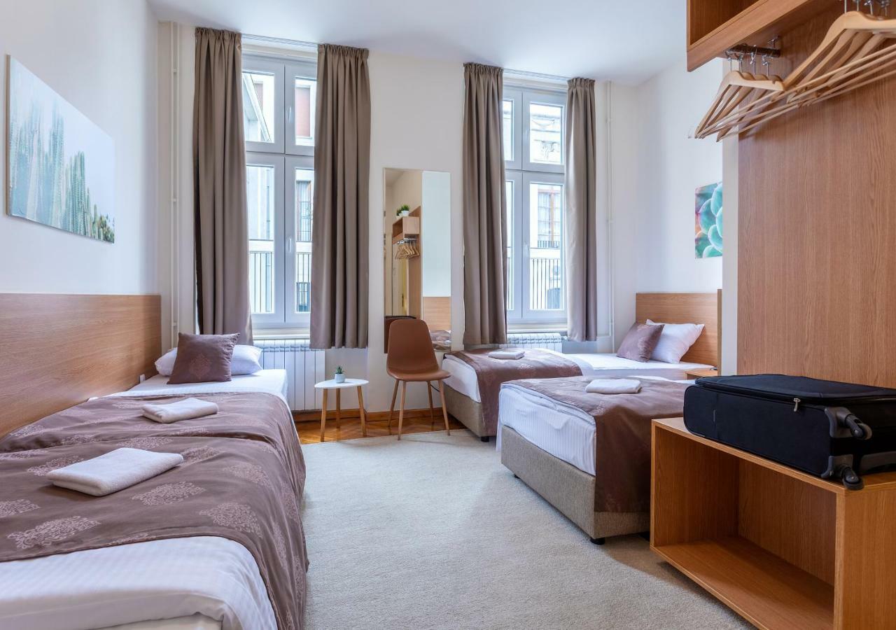 Booking En Suite Belgrade Luaran gambar