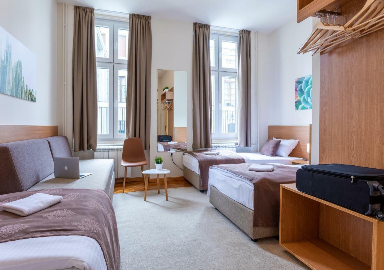 Booking En Suite Belgrade Luaran gambar