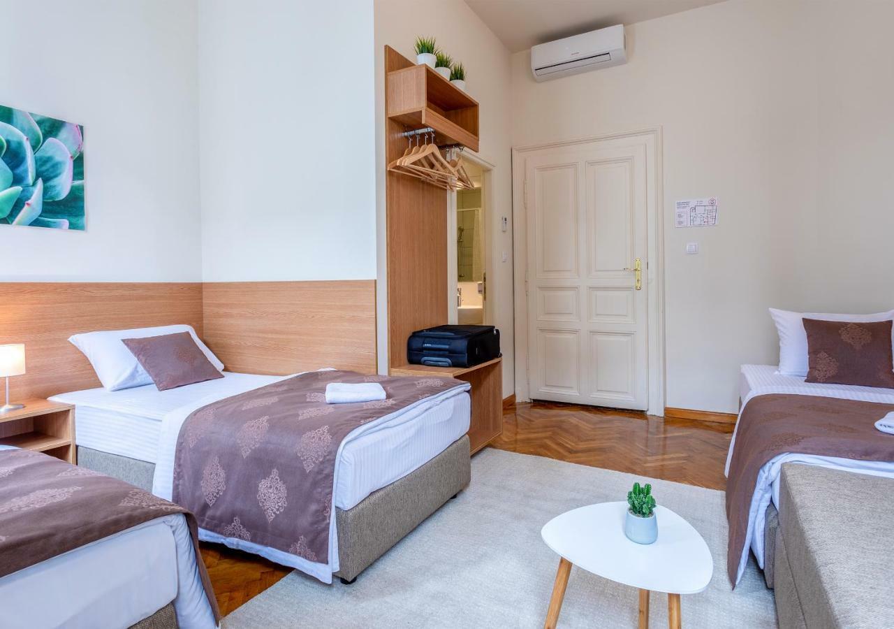 Booking En Suite Belgrade Luaran gambar